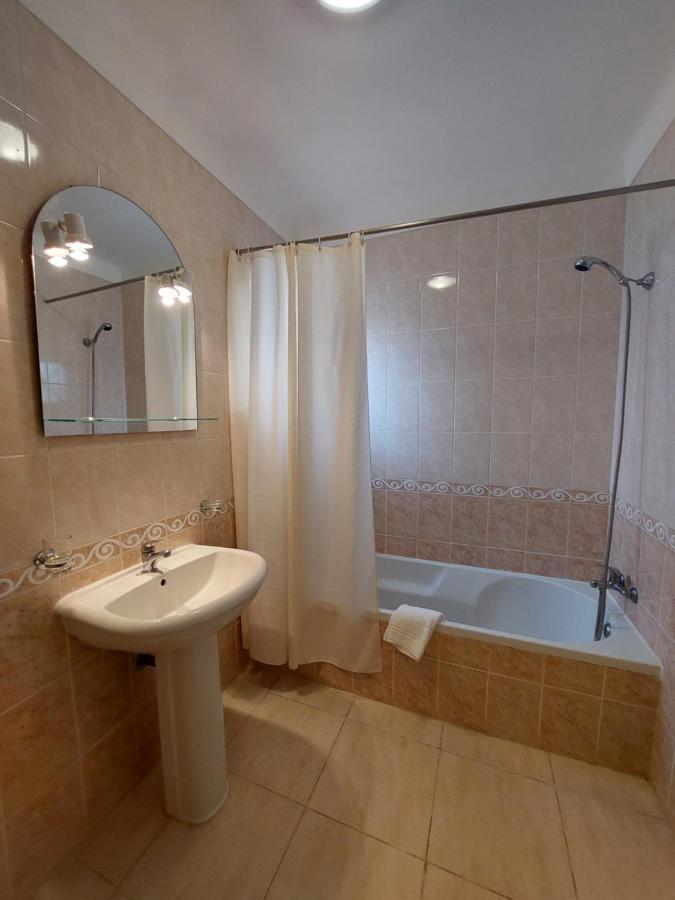 Apartamento Sunny Velamar Patroves Eksteriør bilde